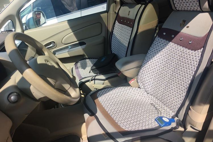 Used Venucia D50 2012 1.6L Manual Luxury Edition Left Front Seat