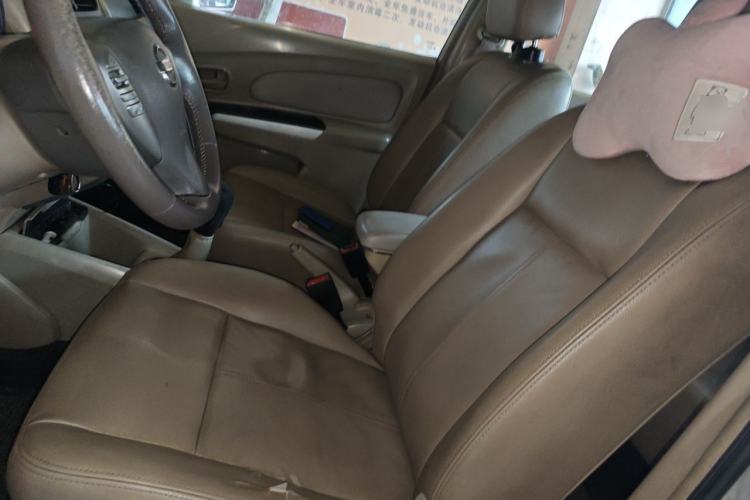 Used Venucia D50 2012 1.6L Manual Comfort Edition Left Front Seat