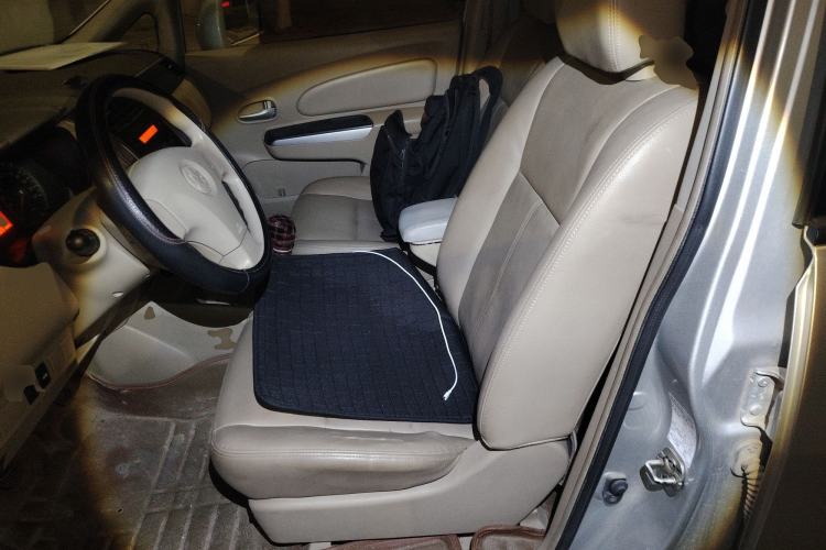 Used Venucia D50 2012 1.6L Manual Luxury Edition Left Front Seat