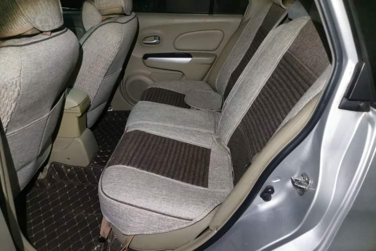 Used Venucia D50 2012 1.6L Automatic Prestige Edition Left Rear Seat