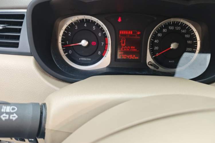 Used Venucia D50 2012 1.6L Manual Luxury Edition Odometer Close Up