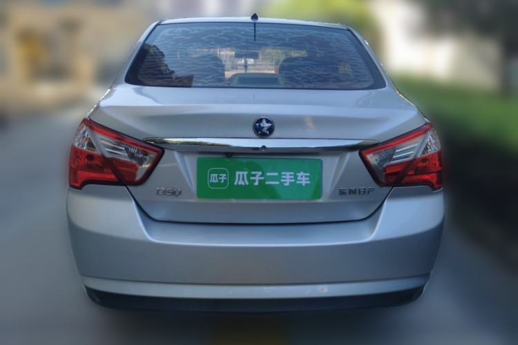 Used Venucia D50 2012 1.6L Manual Luxury Edition Rear