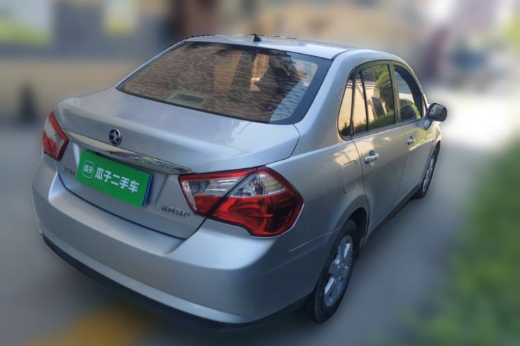 Used Venucia D50 2012 1.6L Manual Luxury Edition Rear Right 45 Deg