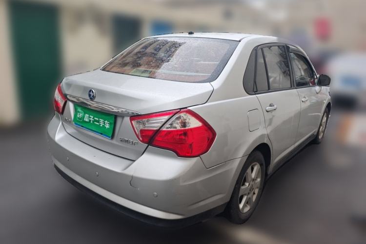 Used Venucia D50 2012 1.6L Manual Luxury Edition Rear Right 45 Deg