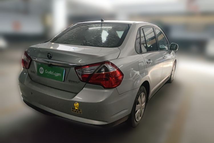 Used Venucia D50 2012 1.6L Manual Comfort Edition Rear Right 45 Deg