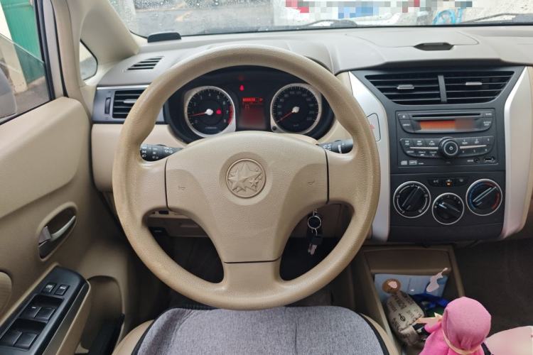 Used Venucia D50 2012 1.6L Manual Luxury Edition Steering Wheel