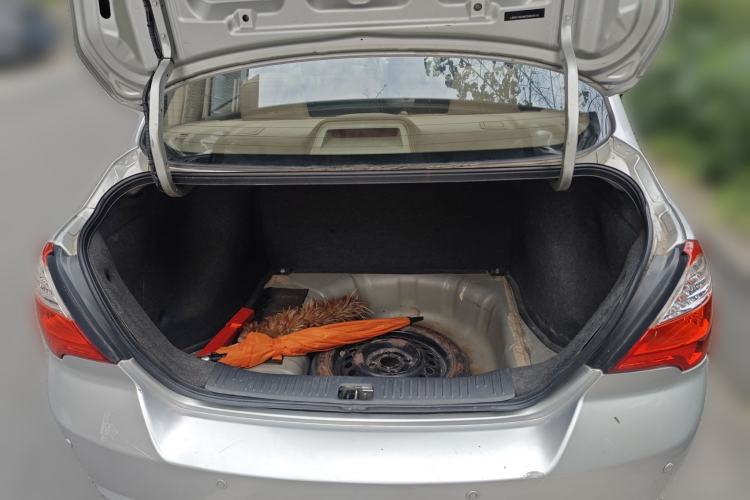 Used Venucia D50 2012 1.6L Automatic Prestige Edition Trunk