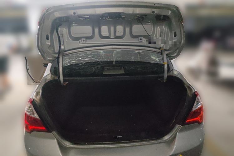 Used Venucia D50 2012 1.6L Manual Comfort Edition Trunk