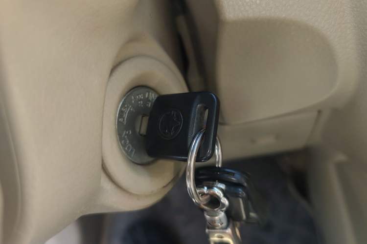 Used Venucia D50 2012 1.6L Manual Luxury Edition Vehicle Key