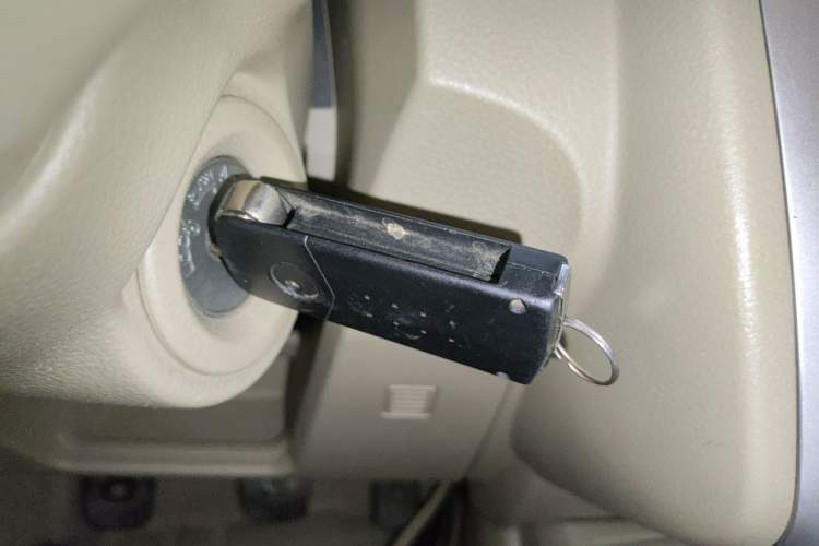 Used Venucia D50 2012 1.6L Manual Comfort Edition Vehicle Key