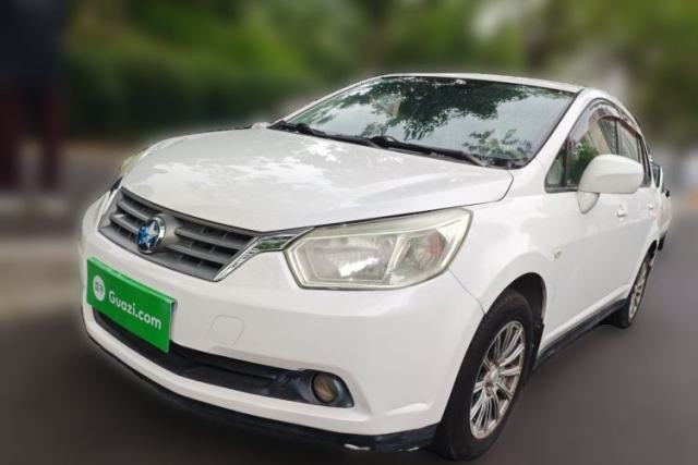 Used Venucia D50 2012 1.6L Manual Comfort Edition