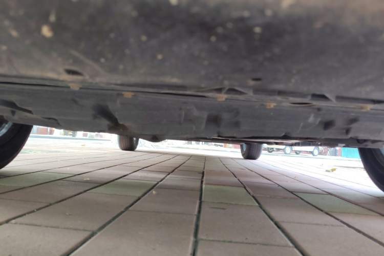 Used Venucia D50 2012 1.6L Manual Comfort Edition Chassis Front