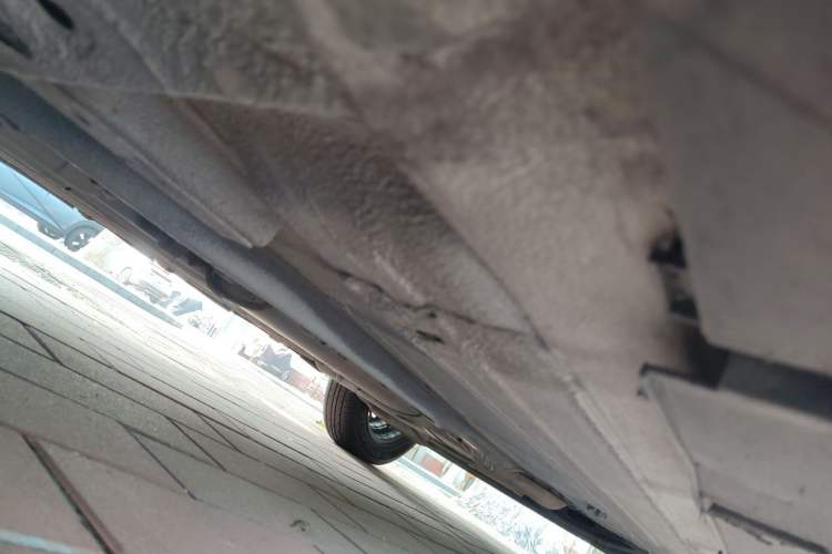 Used Venucia D50 2012 1.6L Manual Comfort Edition Chassis Front Left