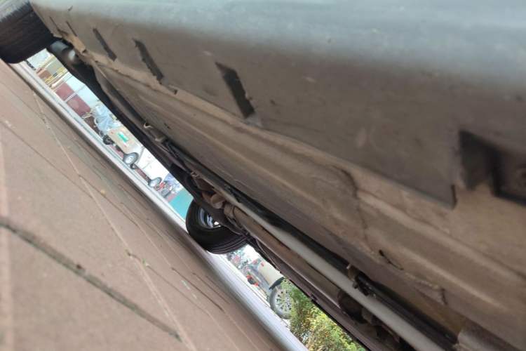 Used Venucia D50 2012 1.6L Manual Comfort Edition Chassis Front Right