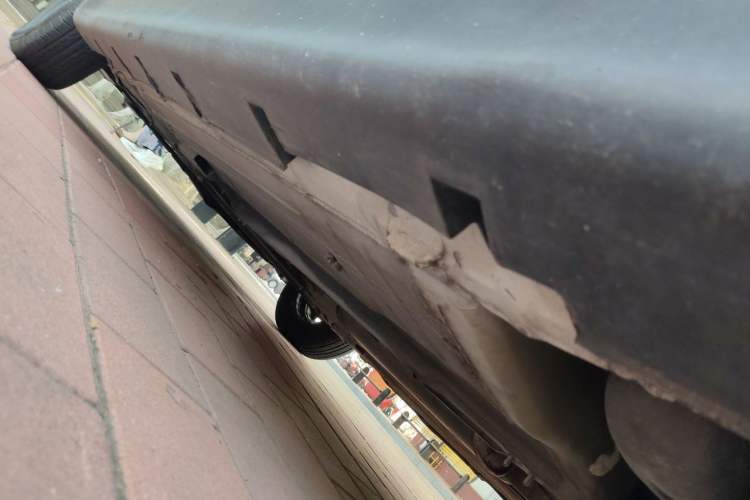 Used Venucia D50 2012 1.6L Manual Comfort Edition Chassis Rear Left