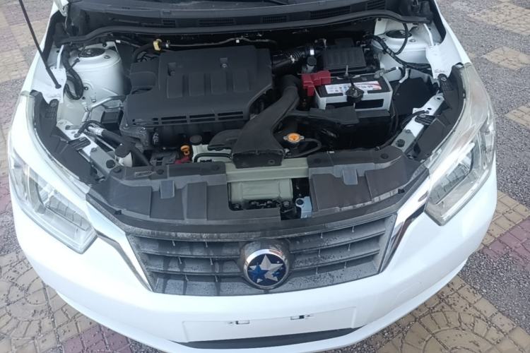 Used Venucia D50 2012 1.6L Manual Luxury Edition Engine Bay
