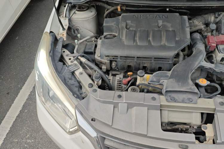 Used Venucia D50 2012 1.6L Manual Comfort Edition Engine Bay Right