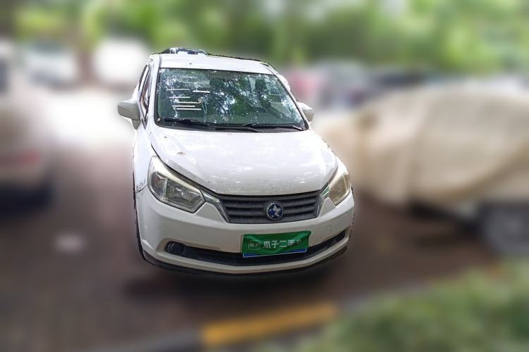 Used Venucia D50 2012 1.6L Manual Comfort Edition Front