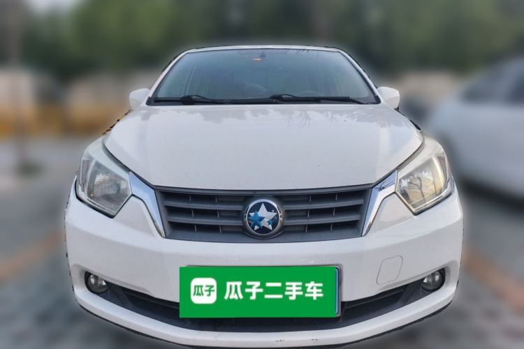 Used Venucia D50 2012 1.6L Manual Luxury Edition Front
