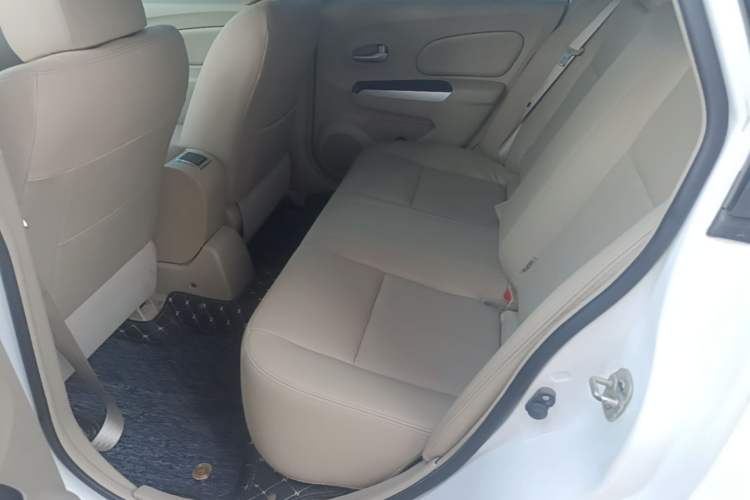 Used Venucia D50 2012 1.6L Manual Luxury Edition Left Rear Seat