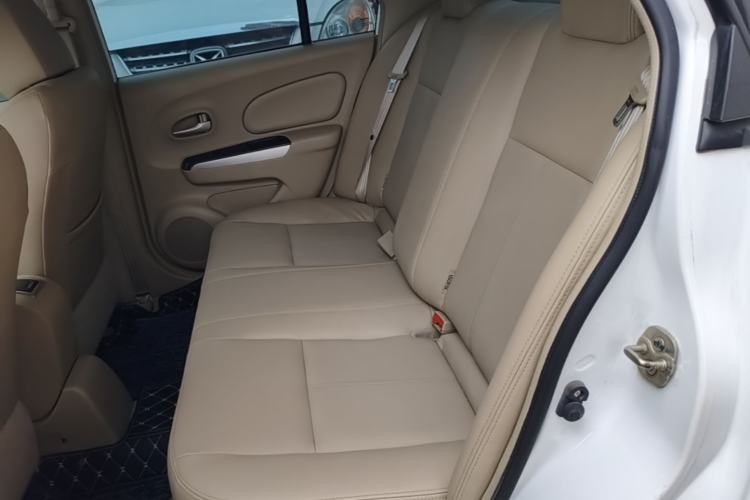 Used Venucia D50 2012 1.6L Manual Luxury Edition Left Rear Seat