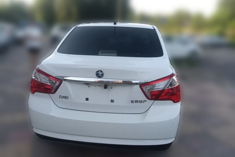 Used Venucia D50 2012 1.6L Manual Luxury Edition Rear