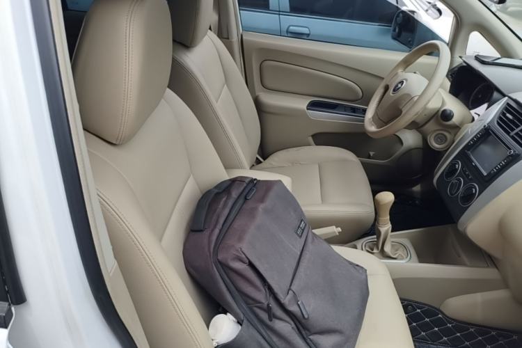 Used Venucia D50 2012 1.6L Manual Luxury Edition Right Front Seat