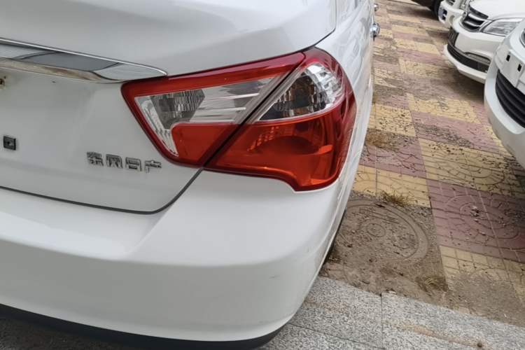 Used Venucia D50 2012 1.6L Manual Luxury Edition Right Rear Taillight