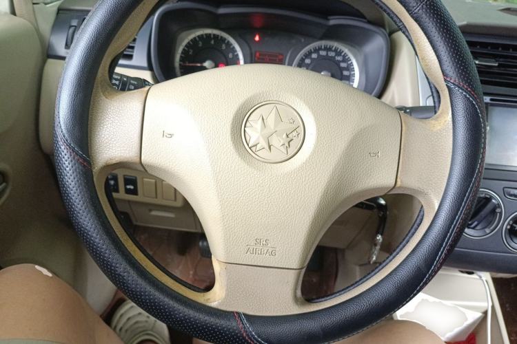 Used Venucia D50 2012 1.6L Manual Comfort Edition Steering Wheel