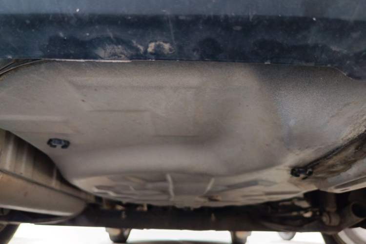 Used Venucia D50 2013 1.6L Manual Luxury Edition Chassis Rear