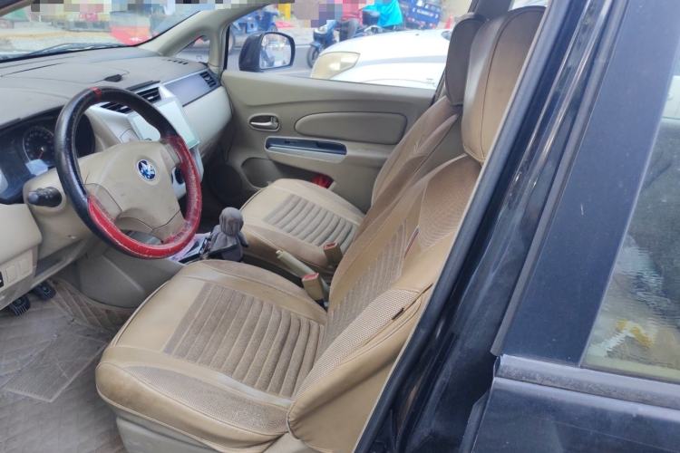 Used Venucia D50 2013 1.6L Manual Luxury Edition Driver Seat