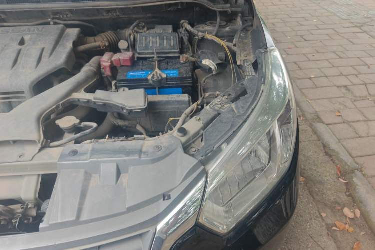 Used Venucia D50 2013 1.6L Manual Fashion Edition Engine Bay Left