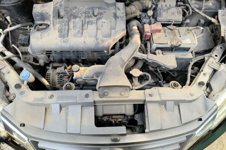 Used Venucia D50 2013 1.6L Automatic Fashion Edition Engine Bay