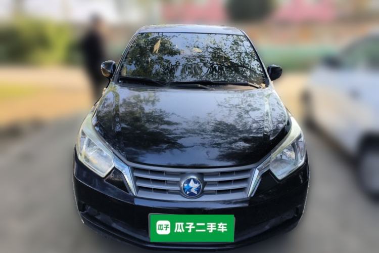 Used Venucia D50 2013 1.6L Automatic Fashion Edition Front