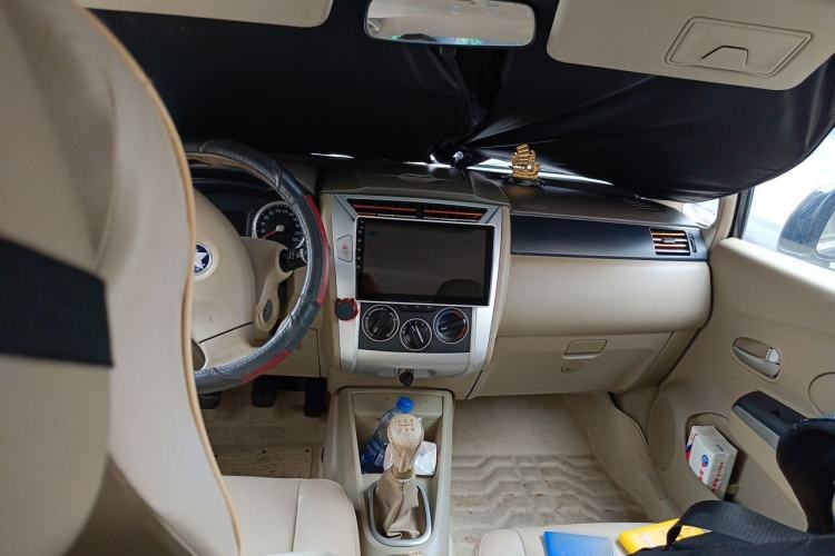 Used Venucia D50 2013 1.6L Manual Luxury Edition Headliner