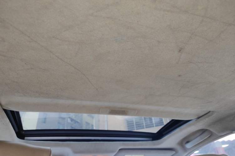 Used Venucia D50 2013 1.6L Manual Luxury Edition Headliner