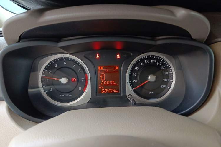 Used Venucia D50 2013 1.6L Manual Luxury Edition Instrument Cluster