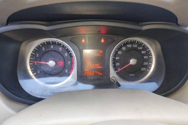 Used Venucia D50 2013 1.6L Manual Luxury Edition Instrument Cluster