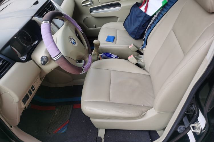 Used Venucia D50 2013 1.6L Manual Luxury Edition Left Front Seat