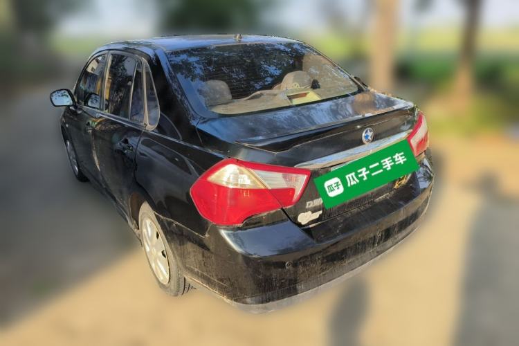 Used Venucia D50 2013 1.6L Automatic Fashion Edition Rear Left 45 Deg