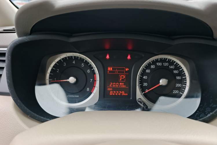 Used Venucia D50 2013 1.6L Automatic Luxury Edition Odometer Close Up