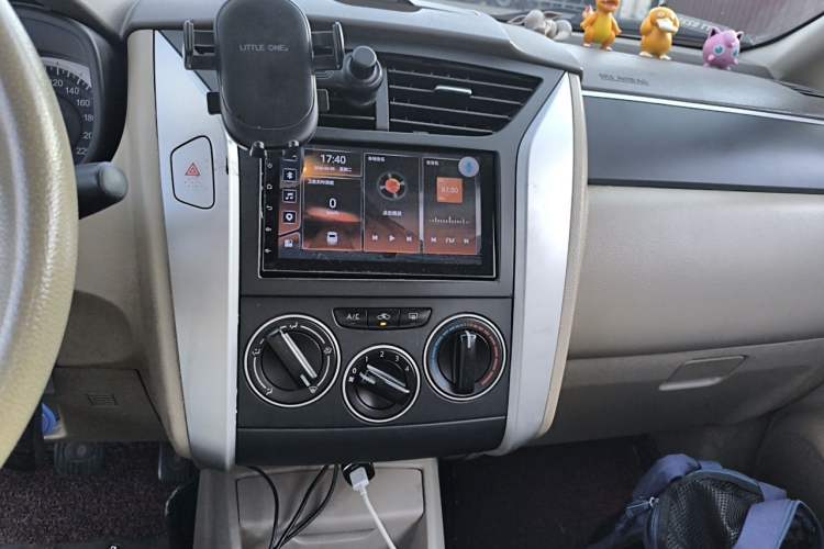 Used Venucia D50 2013 1.6L Manual Luxury Edition Audio And AC Panel
