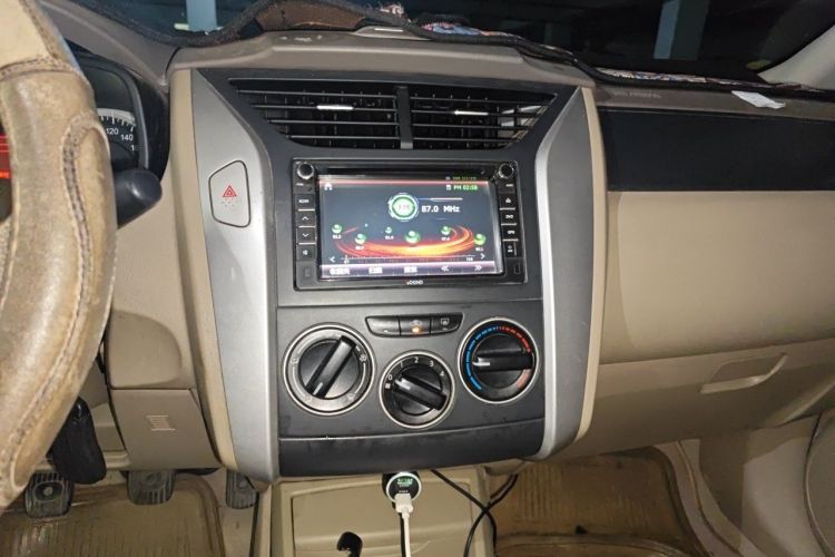 Used Venucia D50 2013 1.6L Manual Fashion Edition Audio And AC Panel