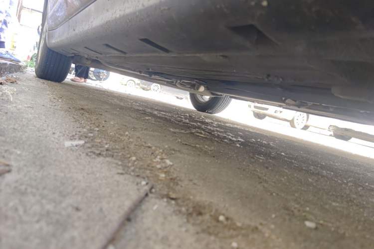 Used Venucia D50 2013 1.6L Manual Fashion Edition Chassis Front Right
