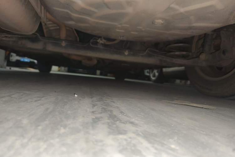 Used Venucia D50 2013 1.6L Manual Luxury Edition Chassis Rear