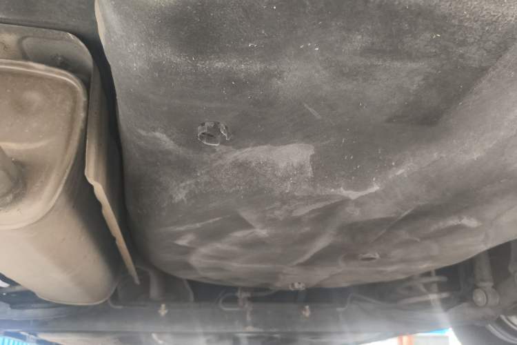 Used Venucia D50 2013 1.6L Manual Fashion Edition Chassis Rear