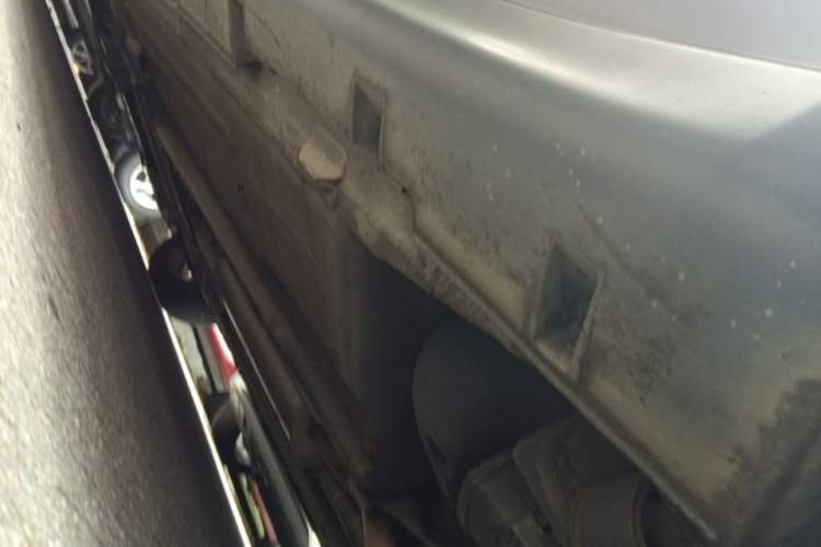 Used Venucia D50 2013 1.6L Automatic Fashion Edition Chassis Rear Left