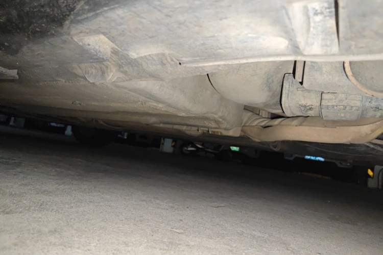 Used Venucia D50 2013 1.6L Manual Fashion Edition Chassis Rear Left