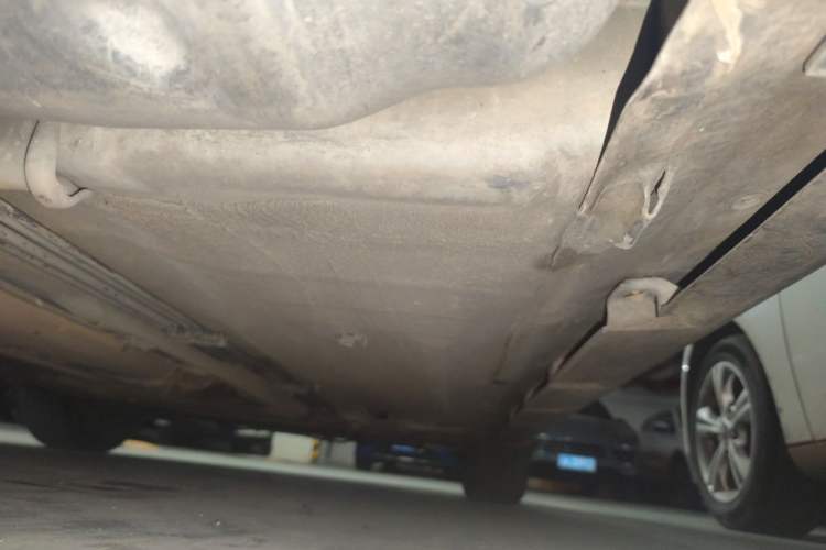 Used Venucia D50 2013 1.6L Manual Luxury Edition Chassis Rear Right