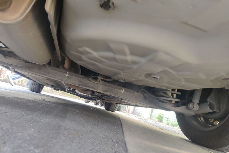 Used Venucia D50 2013 1.6L Manual Fashion Edition Chassis Rear